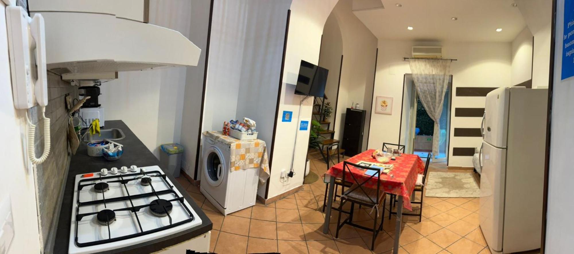A Casa Ra Bona Crianza * Napoli